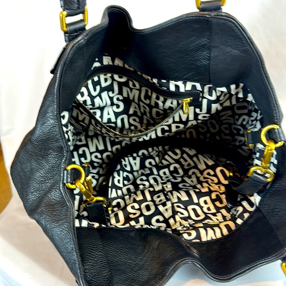 Marc by Marc Jacobs Black tote/handbag with optional shoulder strap - Picture 9 of 14